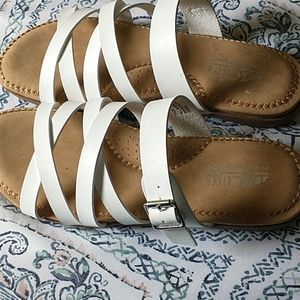 Woman Sandles size 7 1/2